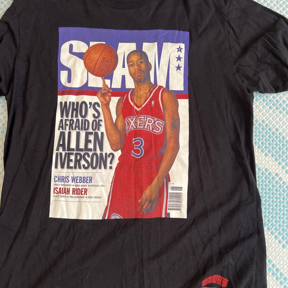 Mitchell & Ness Black SLAM Allen Iverson Cover Graphic Tee